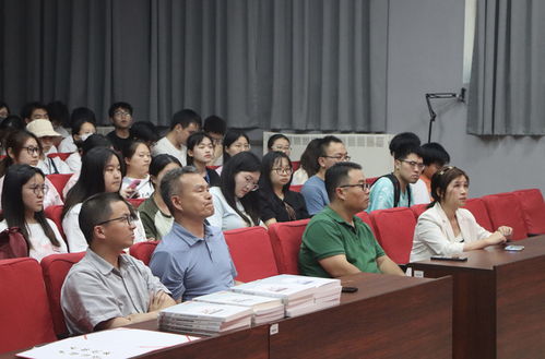 中國礦業(yè)大學經(jīng)濟管理學院利貿(mào)咨詢外貿(mào)經(jīng)理人孵化基地簽約啟動儀式舉行